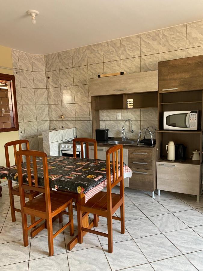 Apartamentos Vo Lela Bombinhas Eksteriør billede